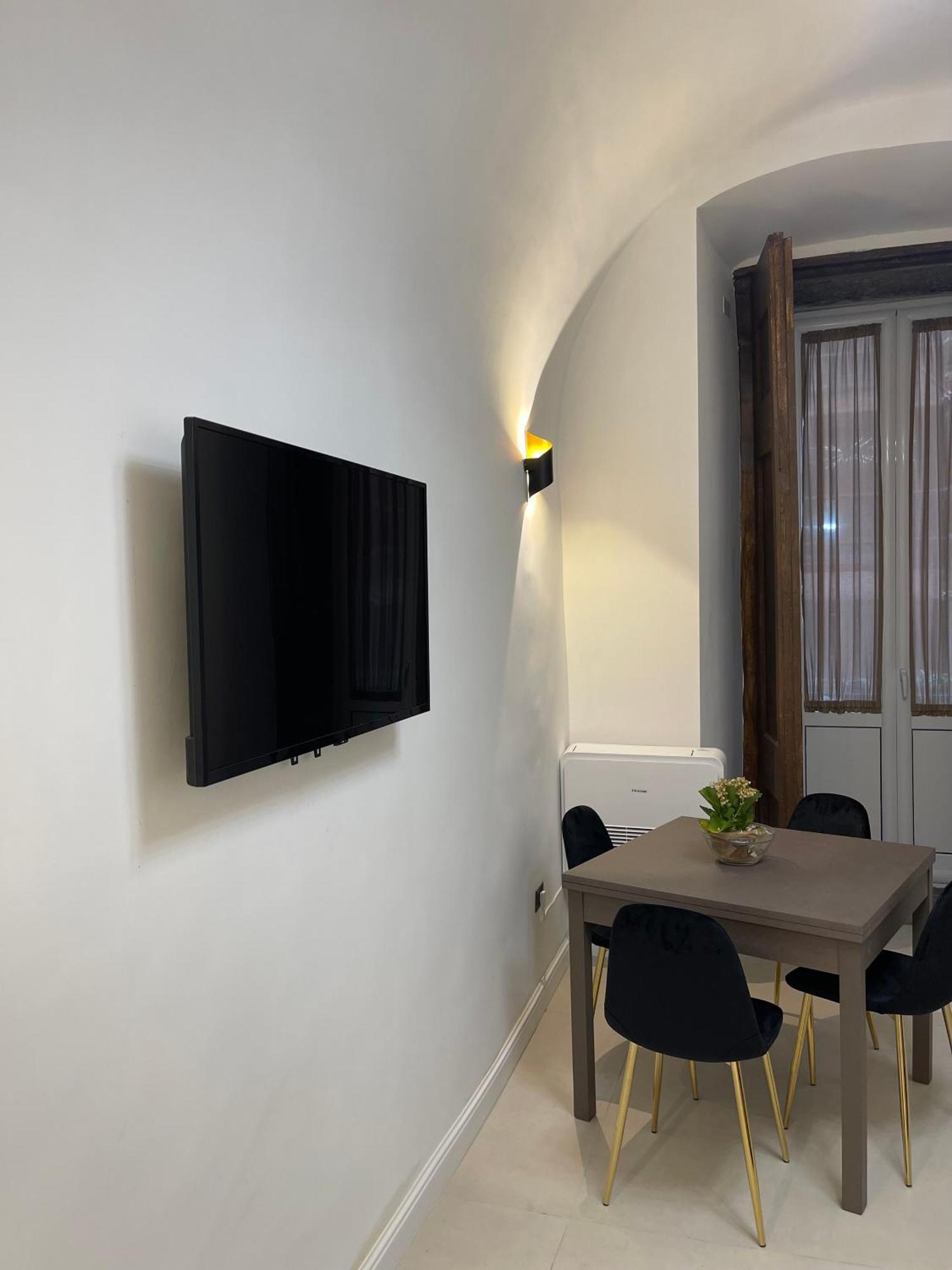 Spinelli House Naples
